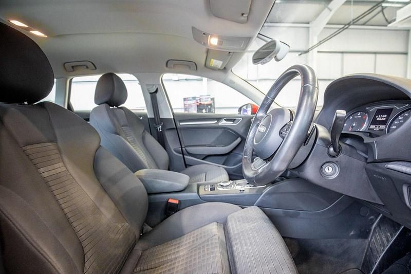 Used Audi A3 Sportback Sport 184 HP (135 kW) 2015 Red Hatchback