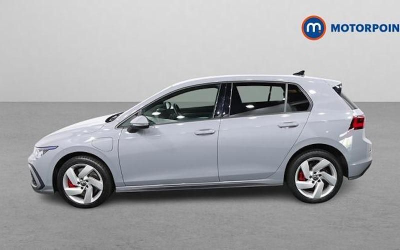 Second-hand VW Golf VIII GTE 245 CP (180 kW) 2023 Gri Hatchback