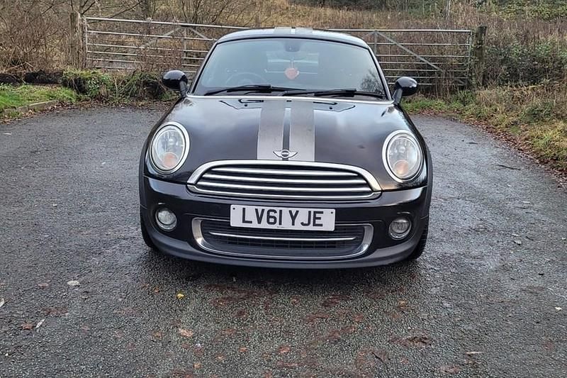 Used Mini Cooper 122 HP (89 kW) 2011 Hatchback