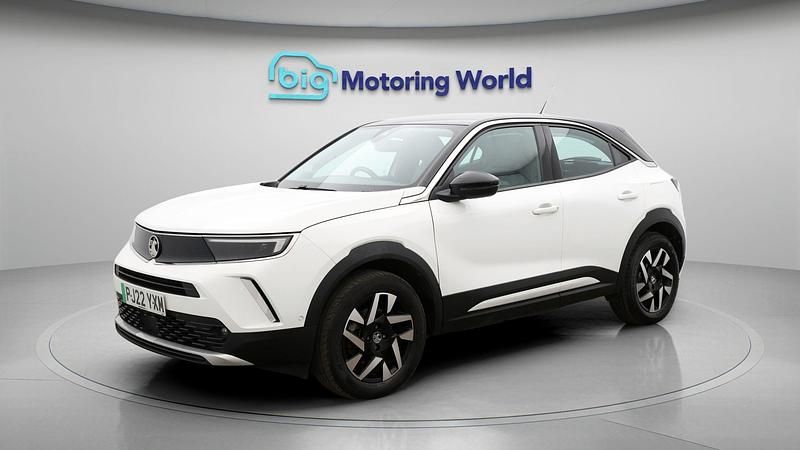 Used Vauxhall Mokka Elite 100 kW (136 HP) 2022 White SUV