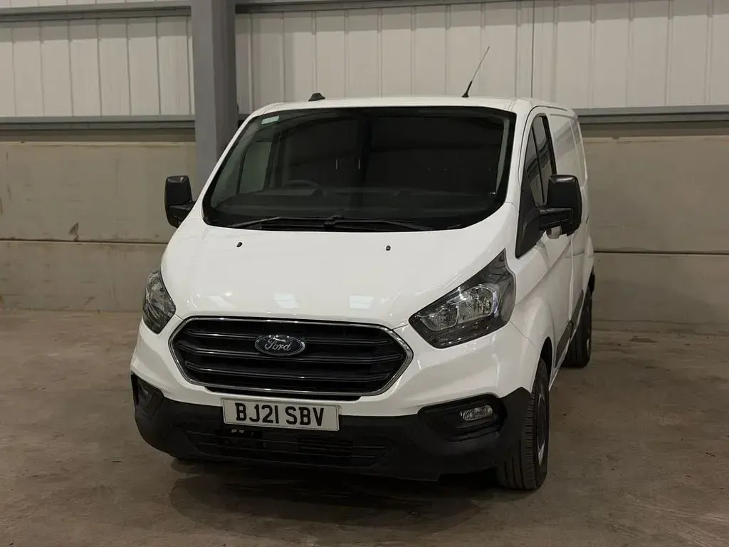 Used Ford Transit Custom 105 HP (77 kW) 2021 White Van