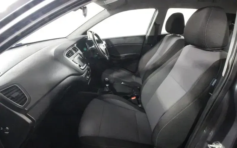 Used Hyundai i20 Edition 84 HP (61 kW) 2019 Grey Hatchback