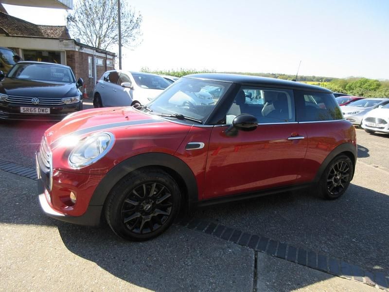 Used Mini Cooper D Hatch 2014 Red Hatchback