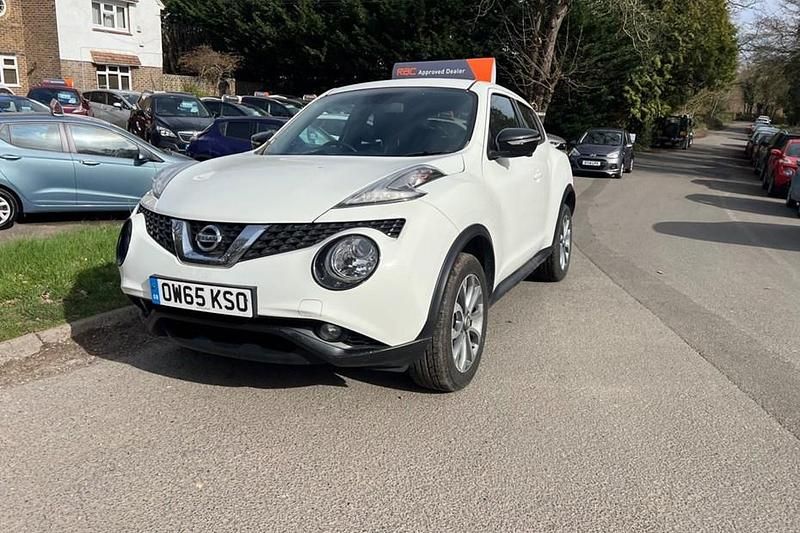 Used Nissan Juke Tekna 115 HP (84 kW) 2015 White SUV