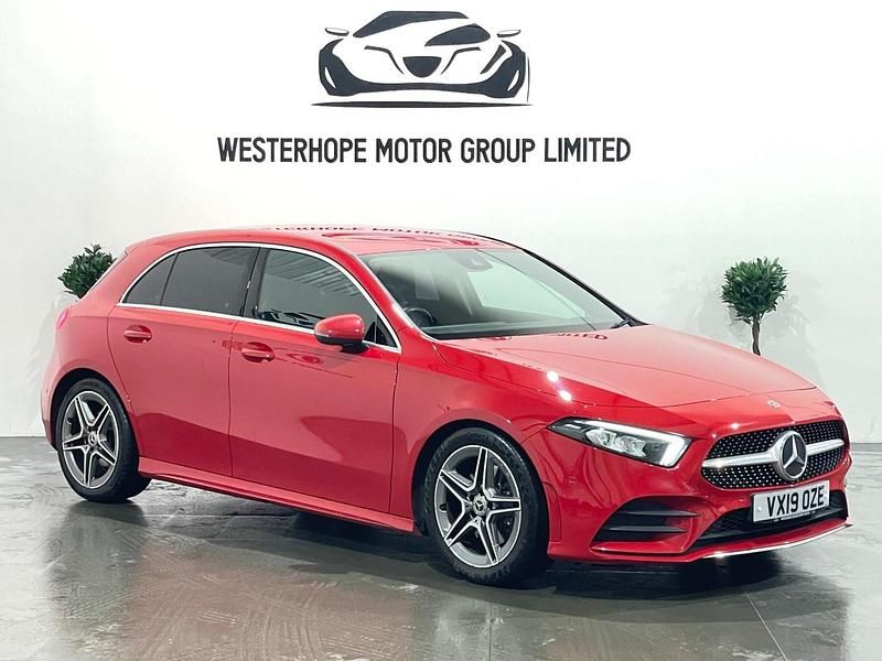 Used Mercedes A220 Executive 190 HP (139 kW) 2019 Red Hatchback