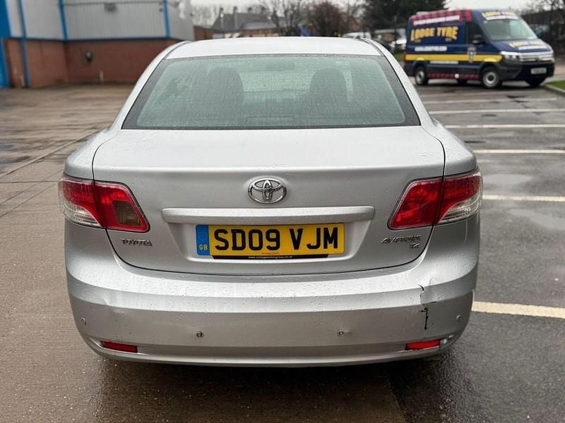 Used Toyota Avensis T4 2009 Silver Sedan
