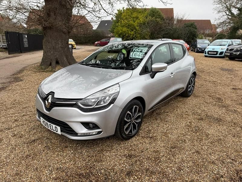 Used Renault Clio IV Play 2019 Silver Hatchback