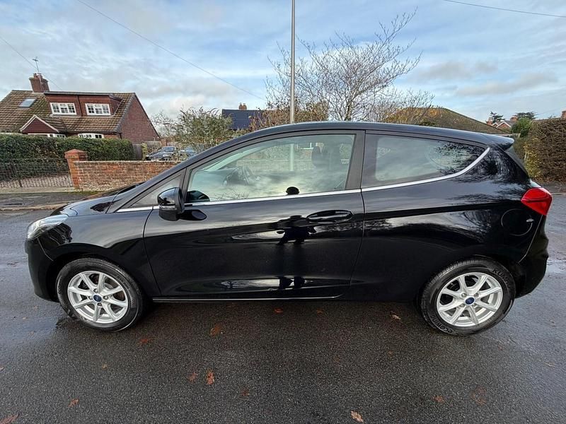 Used Ford Fiesta Zetec 2018 Black Hatchback