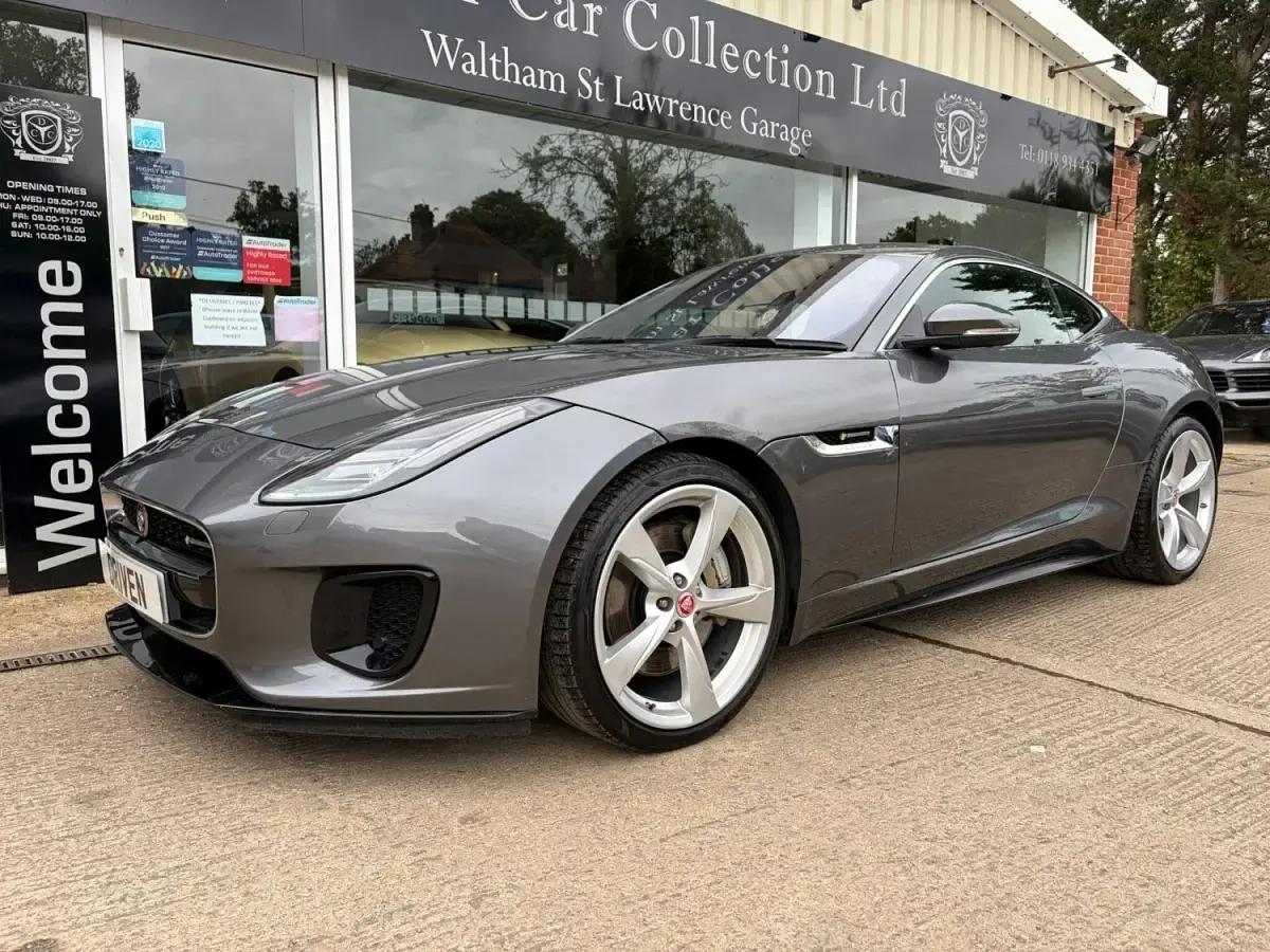 Używany Jaguar F-Type R-Dynamic 300 KM (220 kW) 2019 Szary Coupe