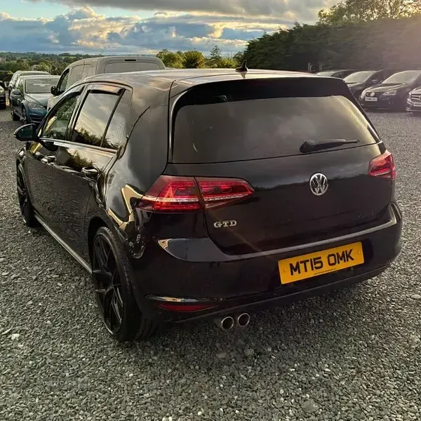 Used VW Golf VII GTD 184 HP (135 kW) 2015 Black Hatchback