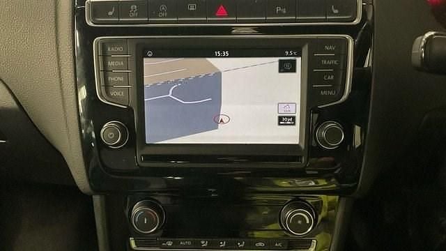 Usado VW Polo BlueGT 150 HP (110 kW) 2017 Prateado Citadino