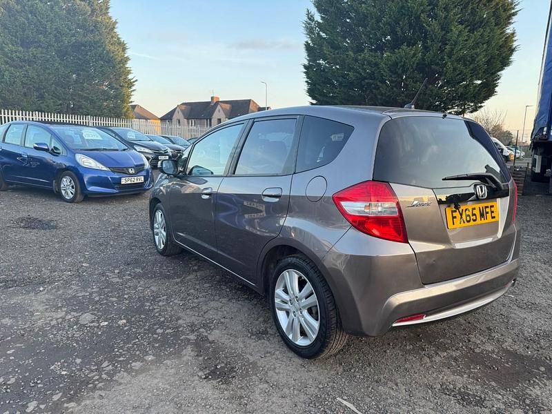 Used Honda Jazz ES 2015 Brown Hatchback