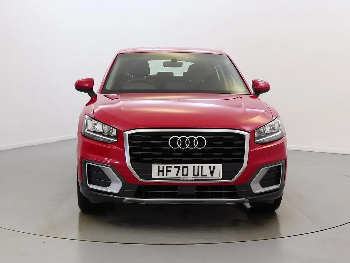 Used Audi Q2 Sport 116 HP (85 kW) 2020 Red SUV