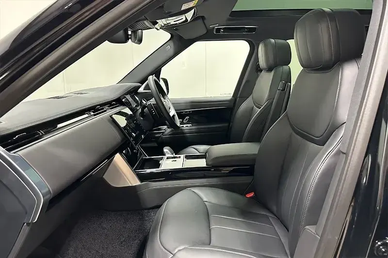 Second-hand Land Rover Range Rover HSE 345 CP (253 kW) 2025 Negru SUV