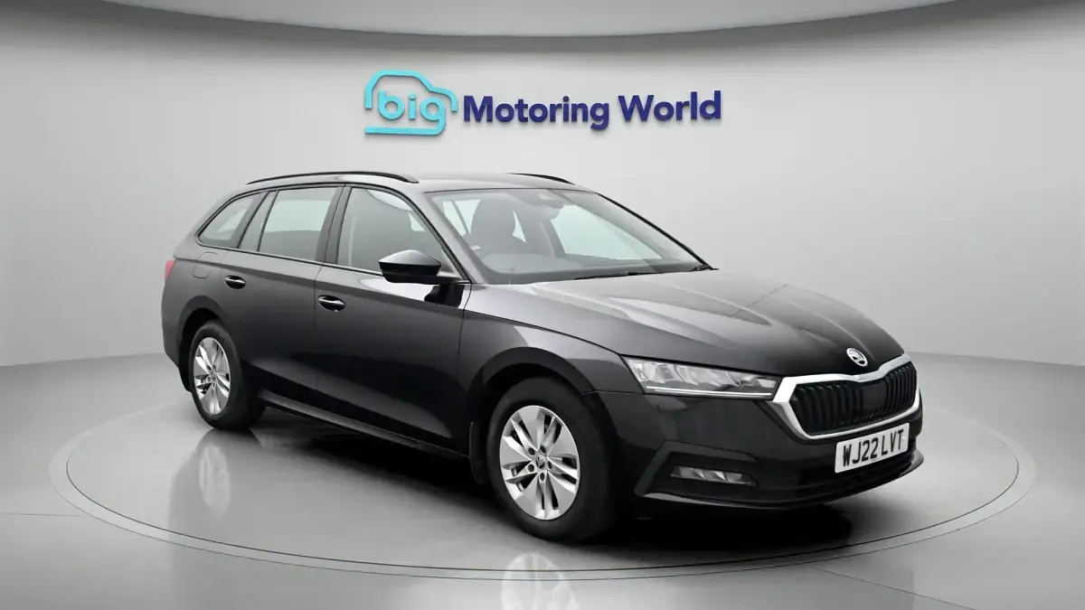 Used Skoda Octavia SE Technology 110 HP (80 kW) 2022 Estate