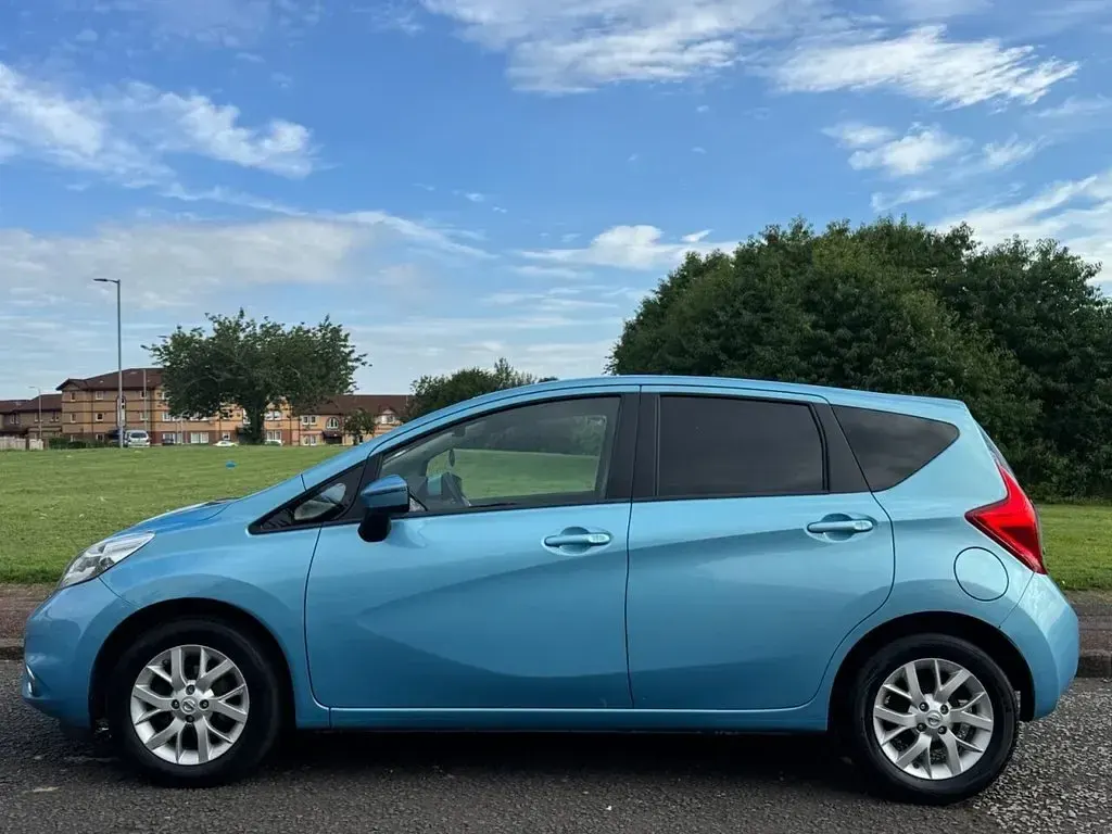 Used Nissan Note Acenta Premium 90 HP (66 kW) 2016 Blue Hatchback