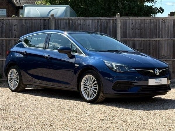 Blue Used 2020 Vauxhall Astra Elite Hatchback | £10,060 (Fair price) - Image 1/1