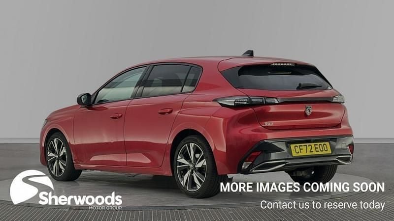 Used Peugeot 308 Allure 130 HP (95 kW) 2023 Red Hatchback