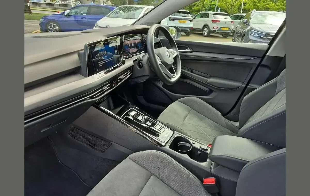 Used VW Golf VIII Style 204 HP (150 kW) 2022 Grey Hatchback