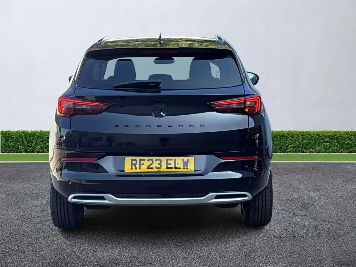 Used Vauxhall Grandland X Ultimate 130 HP (95 kW) 2023 Black SUV