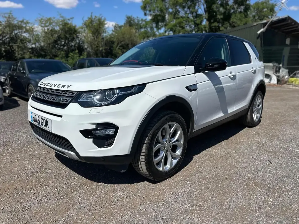 Used Land Rover Discovery Sport HSE 2016 White SUV