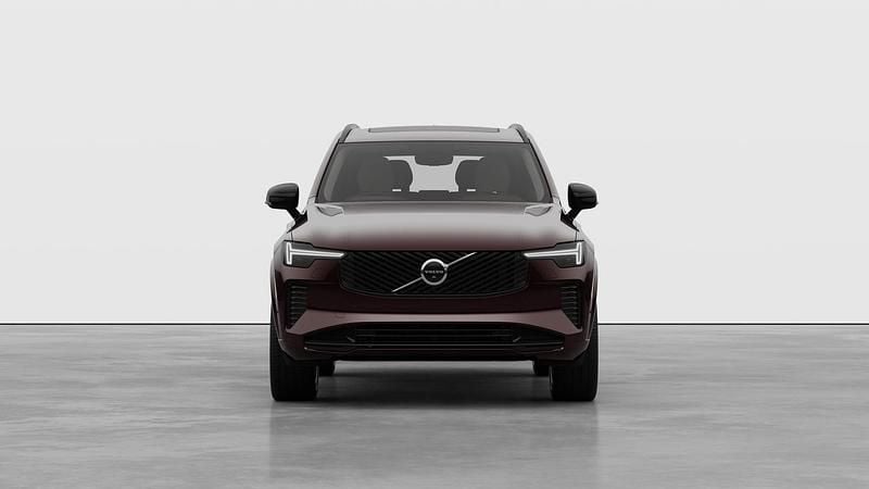 New Volvo XC90 Plus 2026 Mulberry red SUV