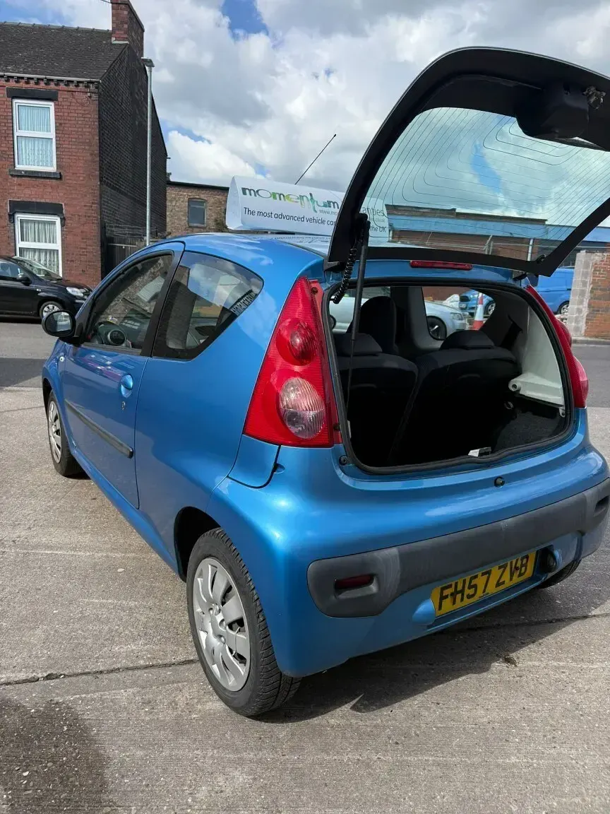 Used Peugeot 107 68 HP (50 kW) 2007 Blue Hatchback