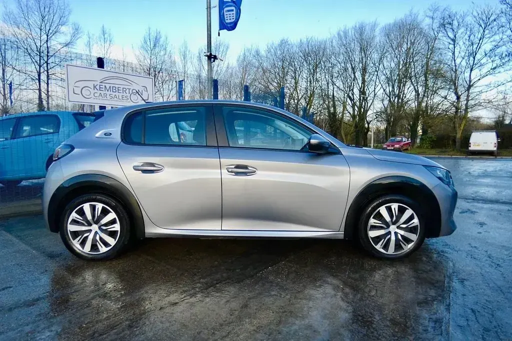 Used Peugeot e-208 Active 100 kW (136 HP) 2020 Grey/grey Hatchback