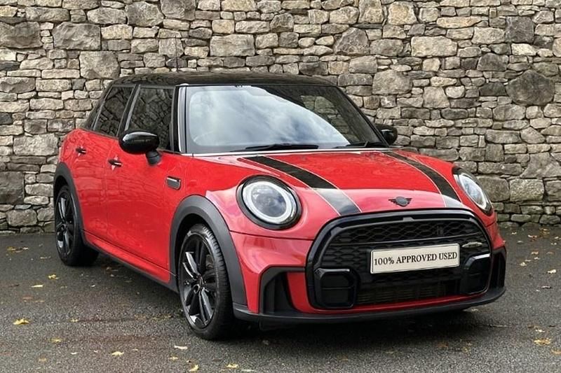 Red Used 2022 Mini Cooper Hatch Hatchback | £16,949 (A bit pricey) - Image 1/1