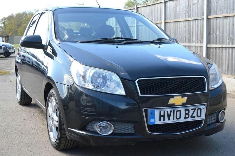 Used Chevrolet Aveo LT 2010 Black Hatchback