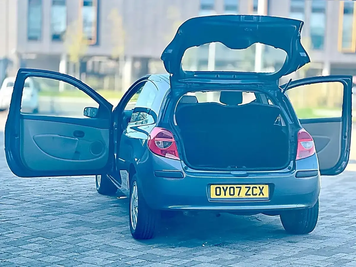 Used Renault Clio Expression 2007 Blue Hatchback
