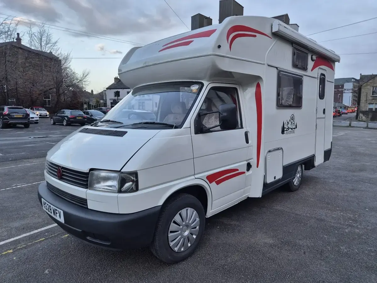 Used VW Transporter 84 HP (61 kW) 1995 White Van