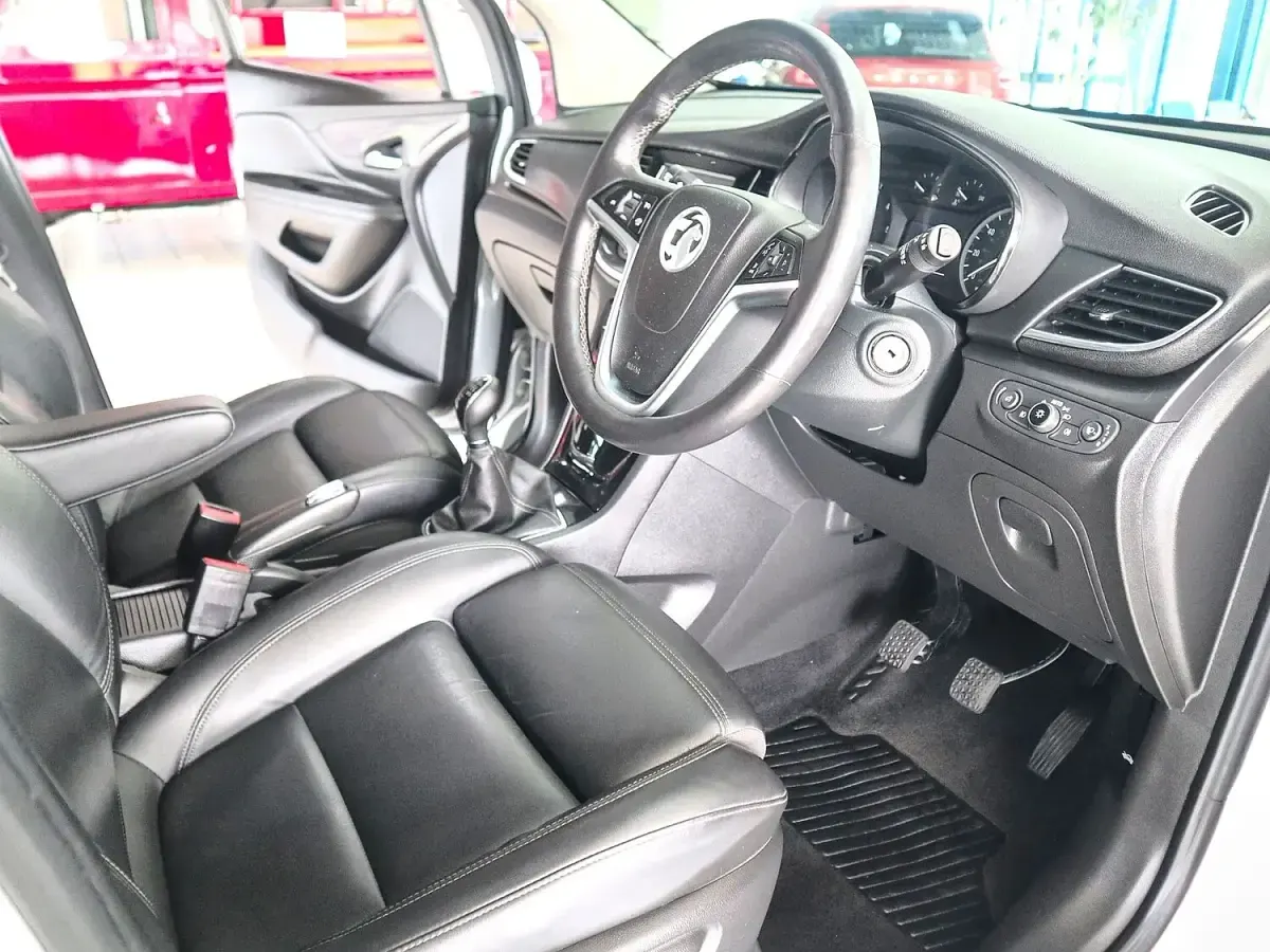 Used Vauxhall Mokka X Elite 136 HP (100 kW) 2019 Silver SUV