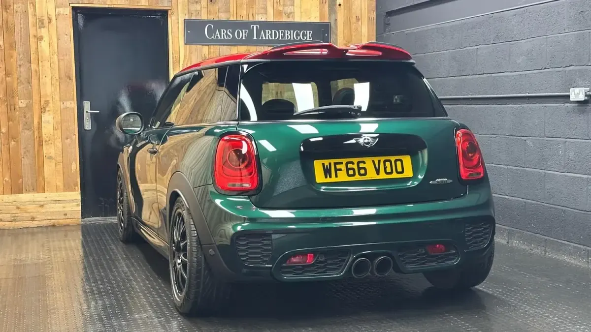 Używany Mini John Cooper Works Hatch 2016 Zielony Hatchback