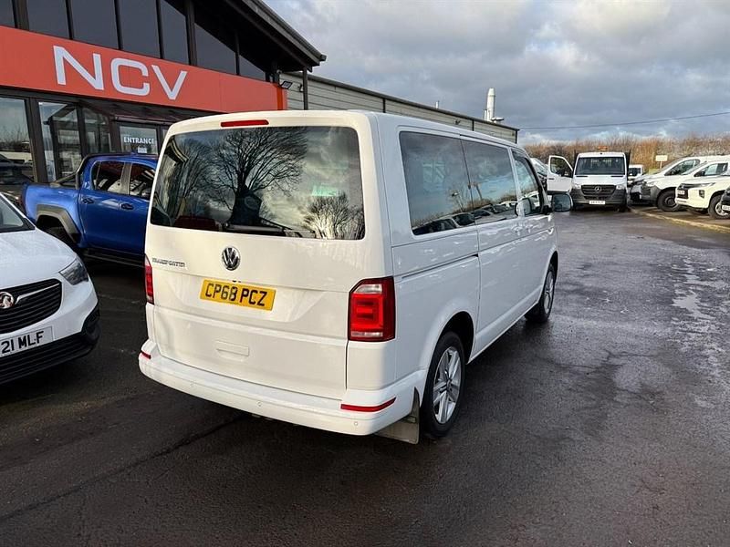 Używany VW Transporter SE 2018 Biały Van