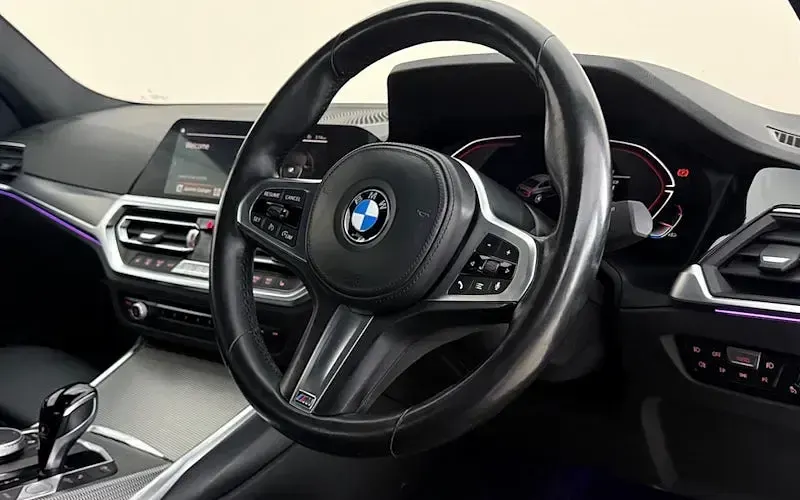 Used BMW 318 M Sport 156 HP (114 kW) 2021 Blue Sedan