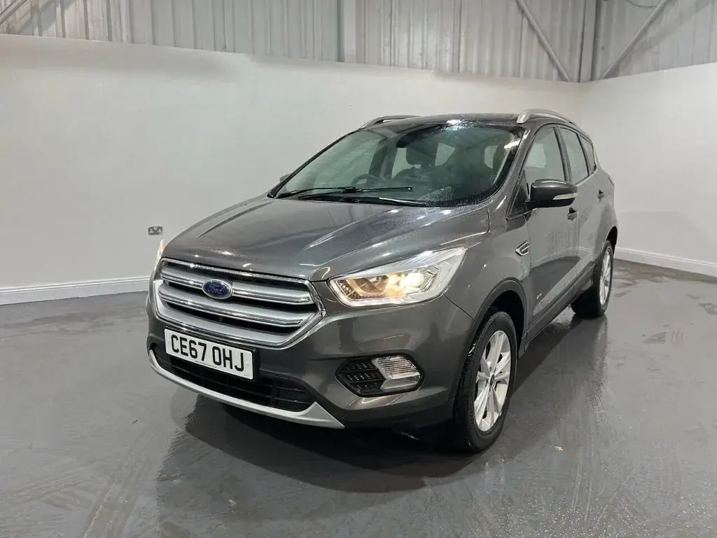 Used Ford Kuga Titanium 180 HP (132 kW) 2017 Grey SUV