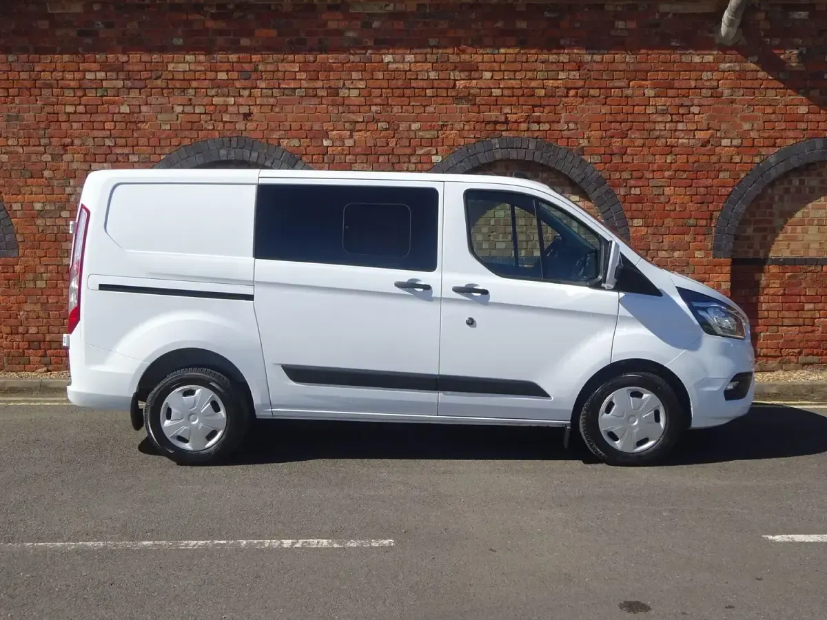 Used Ford Transit Custom Trend 130 HP (95 kW) 2022 White Van