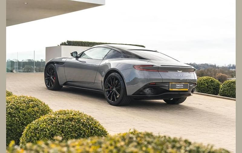 Used Aston Martin DB11 599 HP (440 kW) 2017 Grey Coupe