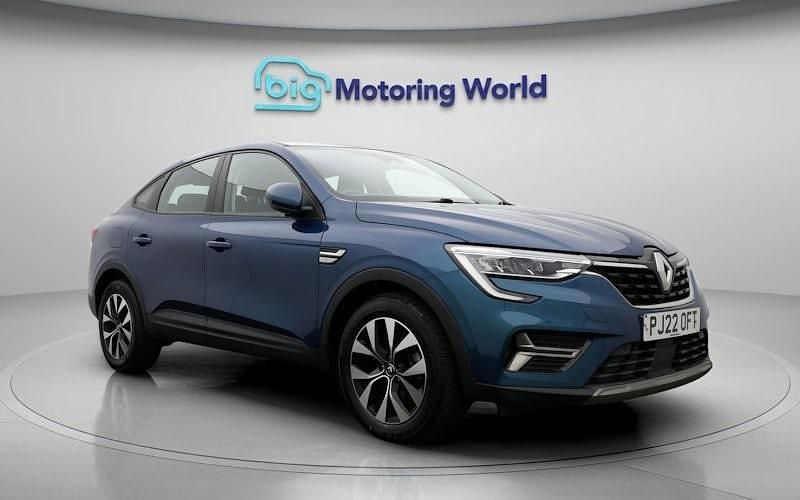 Used Renault Arkana Iconic 143 HP (105 kW) 2022 Blue SUV