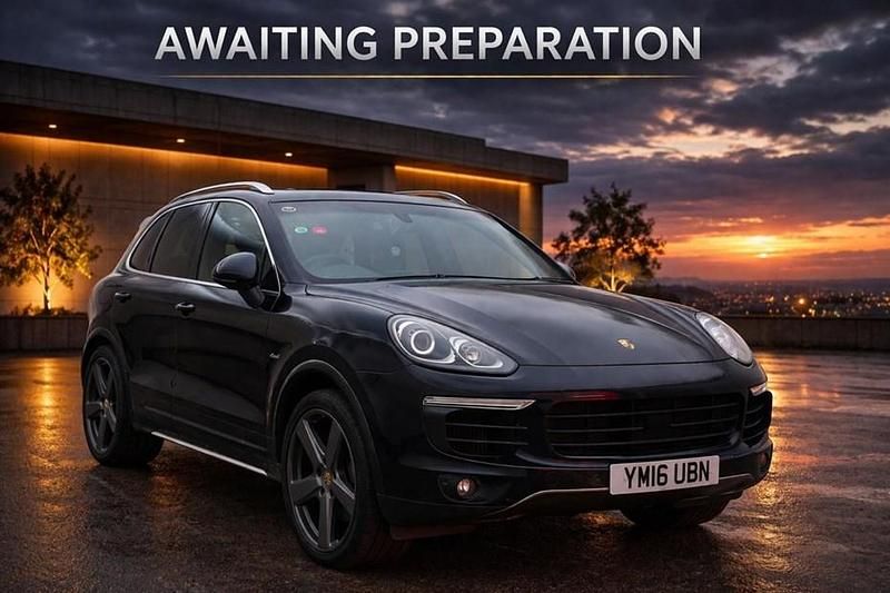 Used Porsche Cayenne 385 HP (283 kW) 2016 Blue SUV