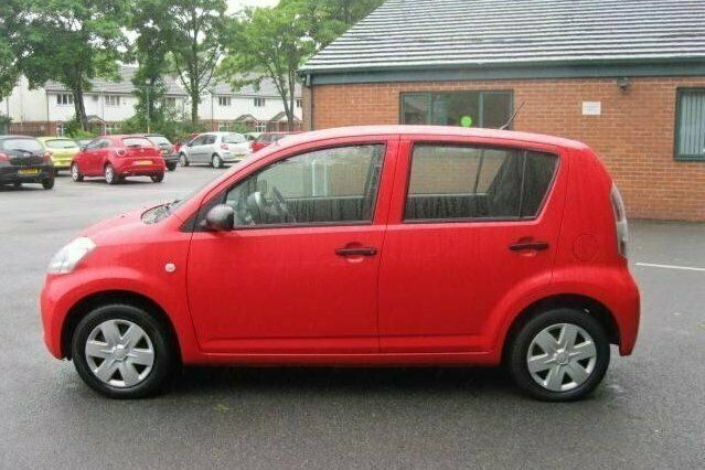 Used Daihatsu Sirion 68 HP (50 kW) 2006 Hatchback