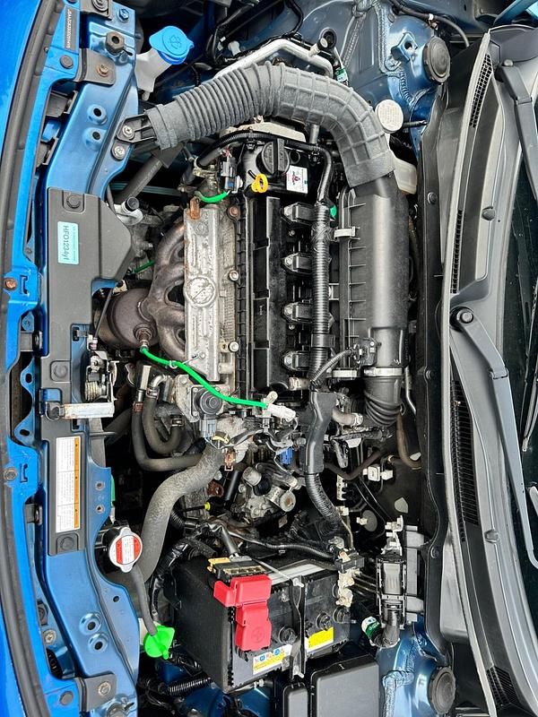 Image 2/4