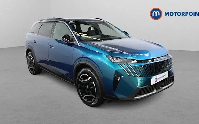 Used Peugeot e-5008 Allure 156 kW (213 HP) 2025 SUV