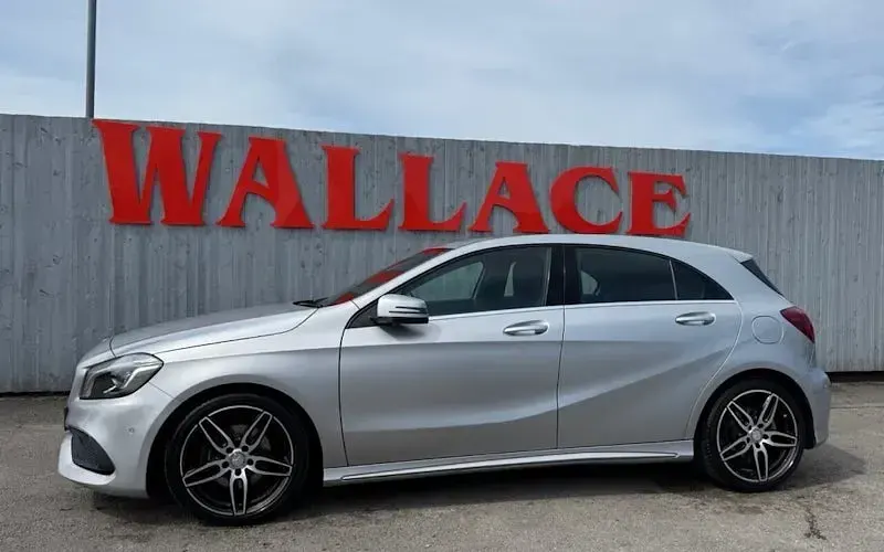 Used Mercedes A180 AMG Line Premium 109 HP (80 kW) 2018 Hatchback