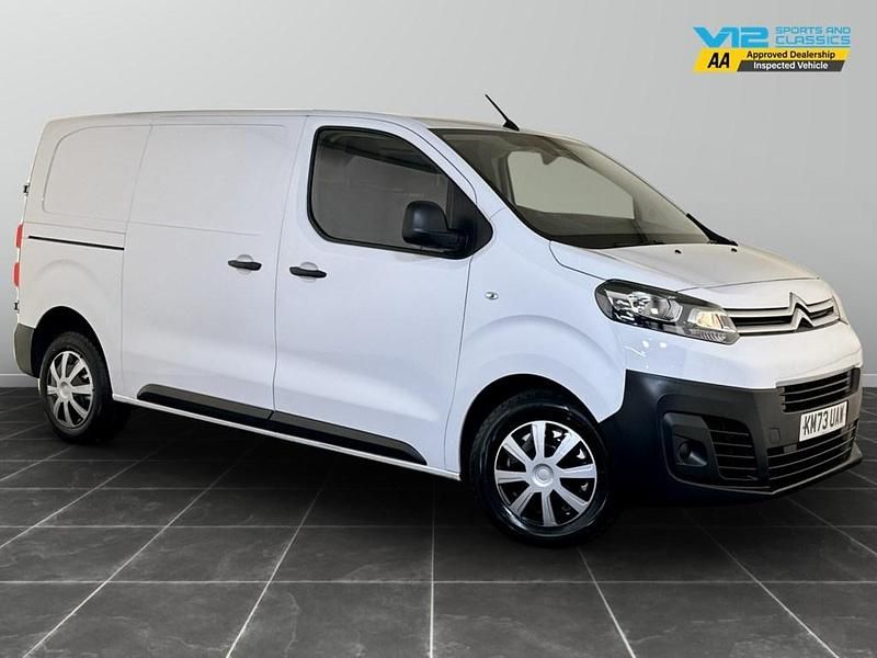 White Used 2023 Citroën Dispatch MPV | £11,995 (Good price) - Image 1/2