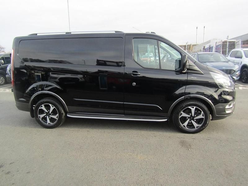 Used Ford Transit Custom Active 130 HP (95 kW) 2021 Black Van