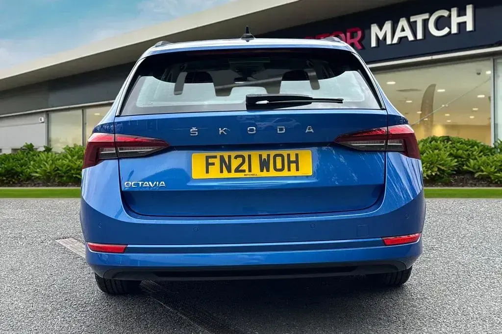 Used Skoda Octavia SE Technology 2021 Blue Estate