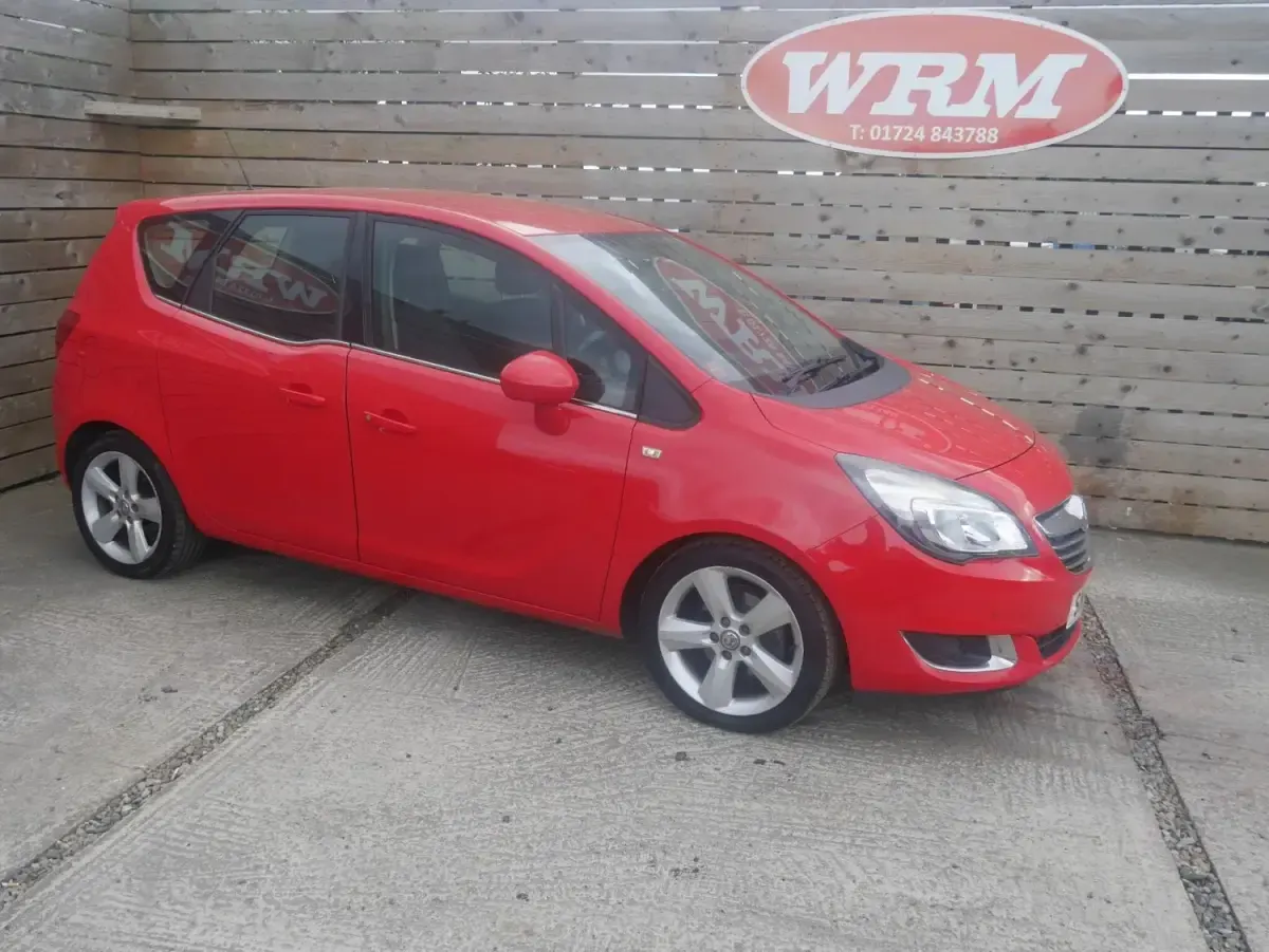Second-hand Vauxhall Meriva Family 100 CP (73 kW) 2014 Roșu Monovolum