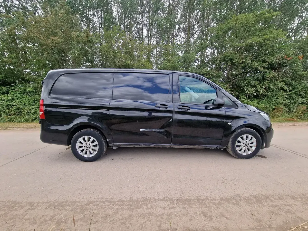 Used Mercedes Vito 114 HP (83 kW) 2019 Black Van